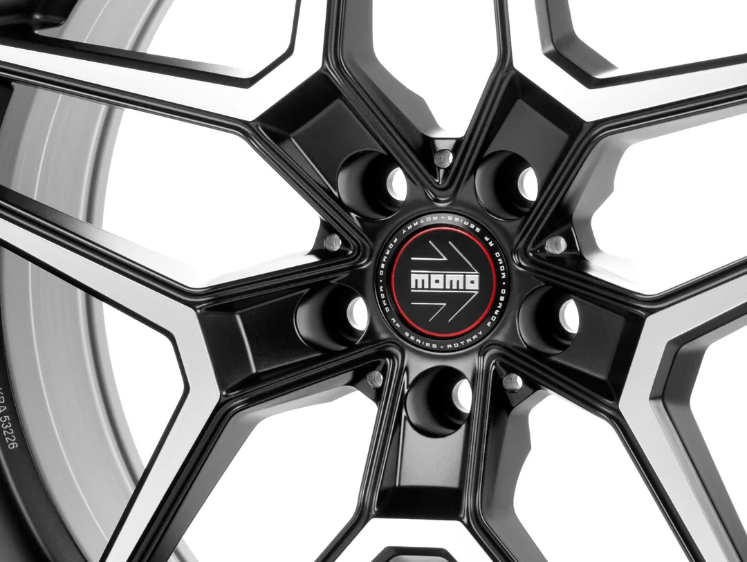 Momo RF06