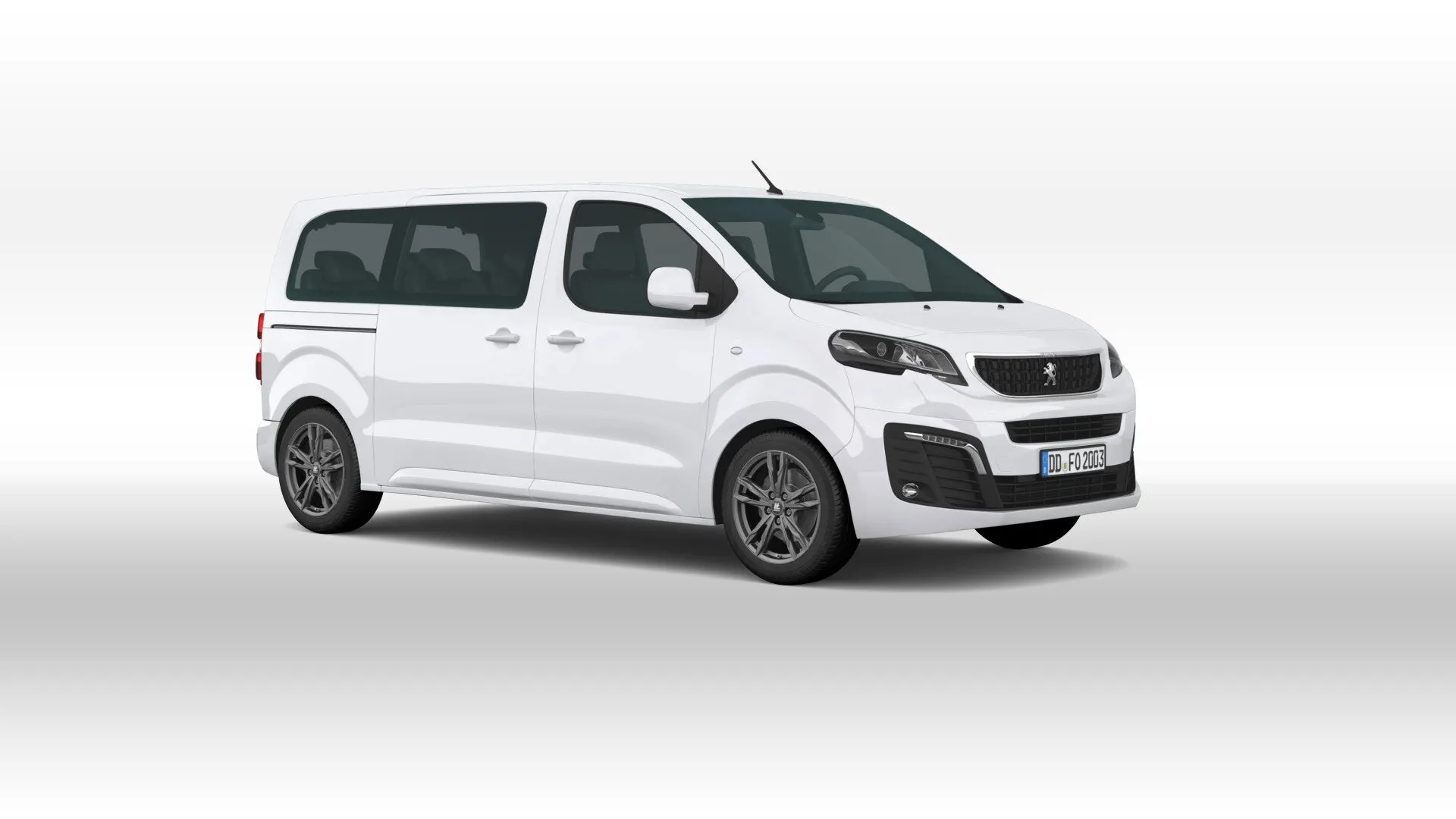 Peugeot Traveller BlueHDi 175